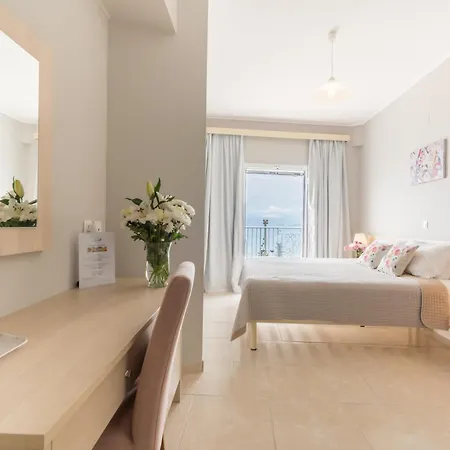 Corfu Aquamarine Apartmanhotel 2*
